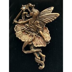 Fairy Princess Queen Lapel Pin Brooch Very Detailed Quality Pin Valentine Gift